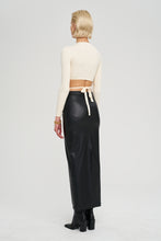 Load image into Gallery viewer, Alexis Top - Ivory
